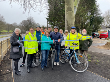 Andrew with group for offical opening of Findon cycle path 