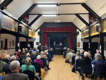 Andrew Griffith at Eastergate Village Hall 